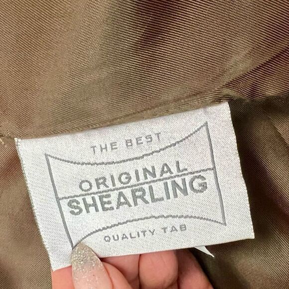 Axel's Vail Colorado Parka  With Leather and Real Fur - Picture 9 of 16